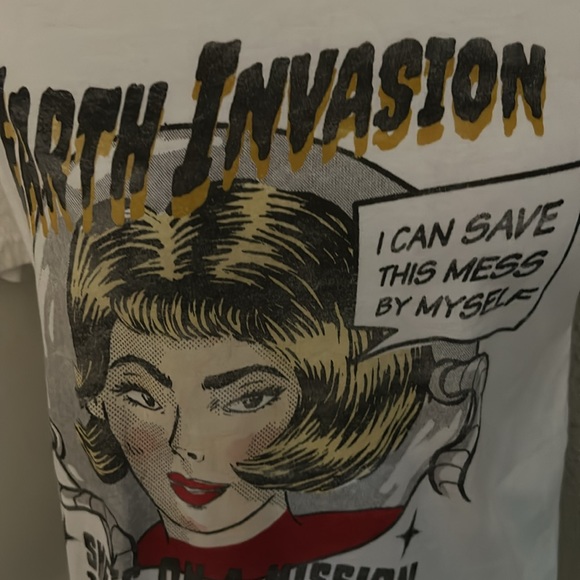 Zara Trafaluc Earth Invasion Short Sleeve Graphic Tee S NEW Sustainable Boho - Picture 7 of 9